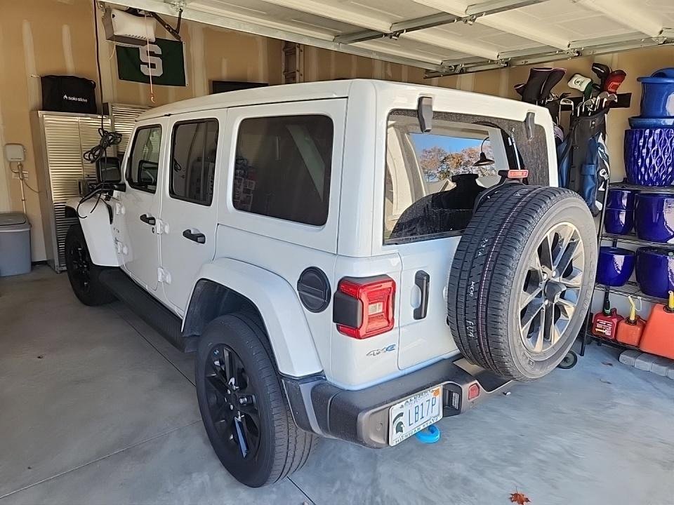 Used 2022 Jeep Wrangler Unlimited Sahara w/ Cold Weather Group image 2