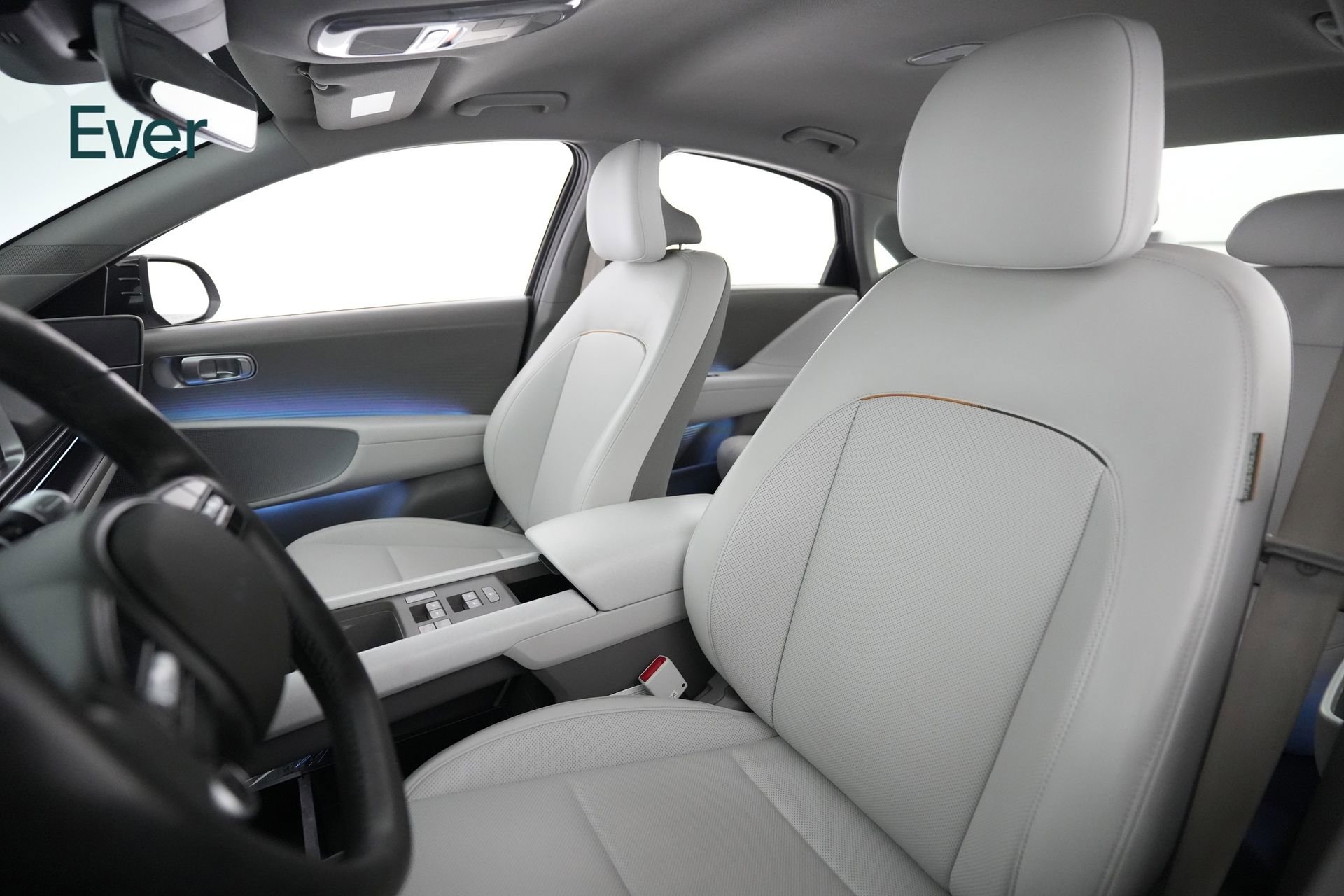 Used 2024 Hyundai Ioniq 6 SEL image 4