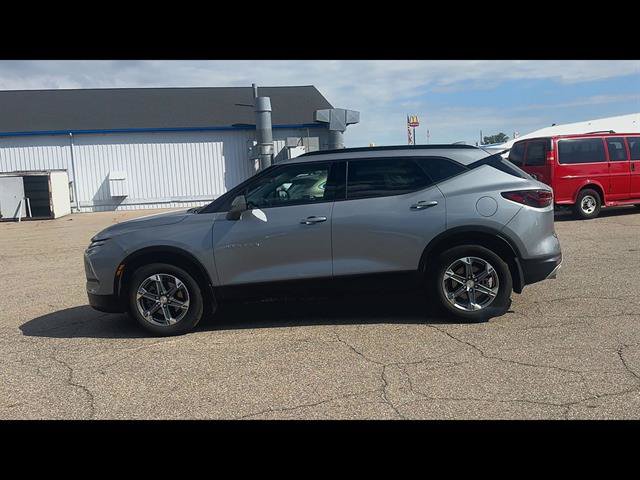 Certified 2024 Chevrolet Blazer LT w/ Convenience Package AWD/4WD image 28