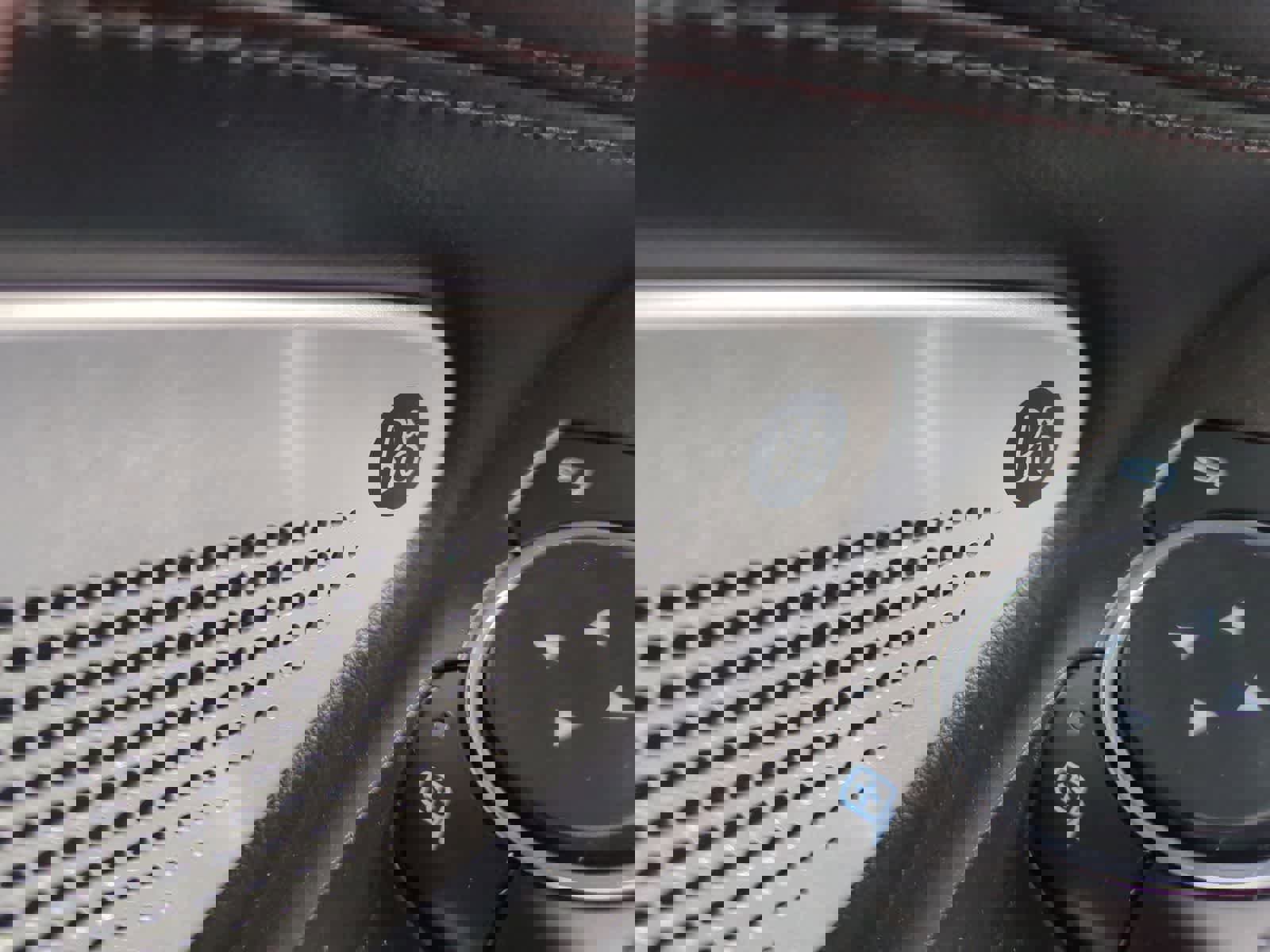 Used 2023 Ford Explorer Platinum w/ Technology Package image 32