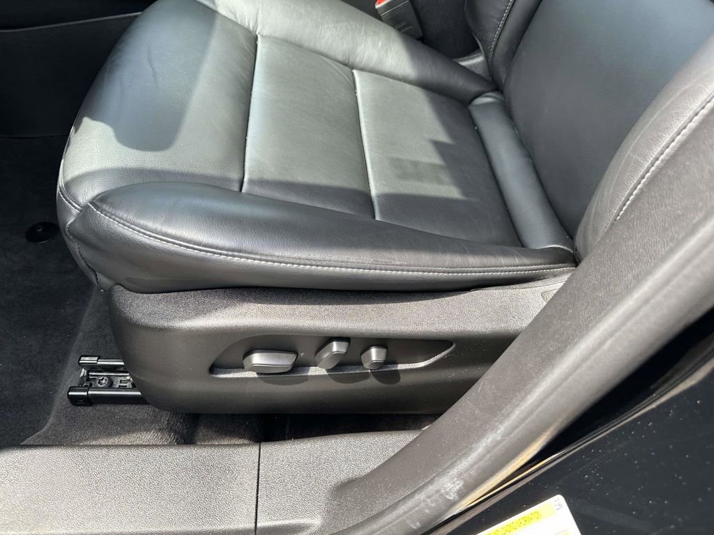 Certified 2023 Cadillac XT4 Premium Luxury w/ Cold Weather Package image 20