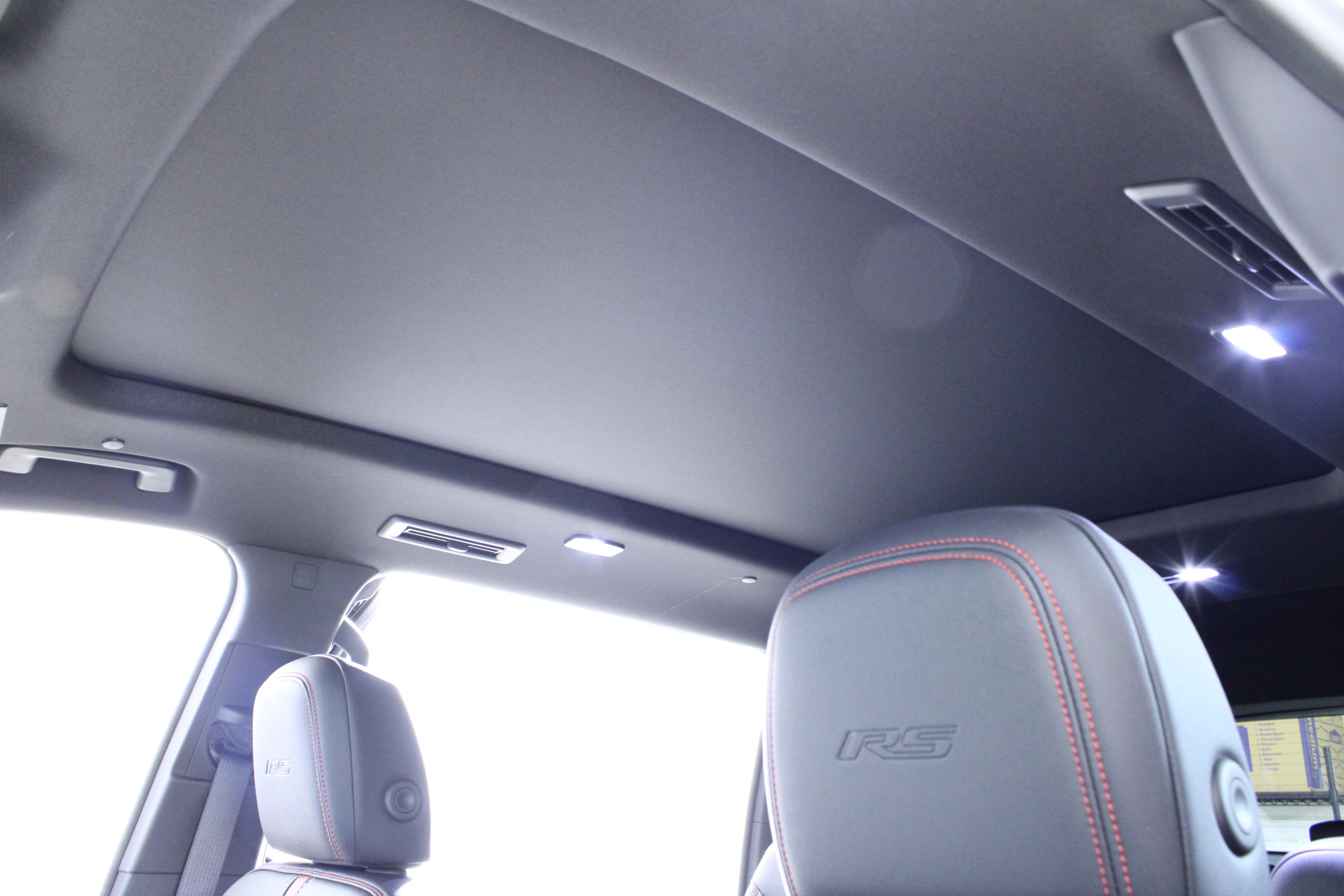 Used 2025 Chevrolet Traverse RS w/ LPO, Floor Liner Package image 33