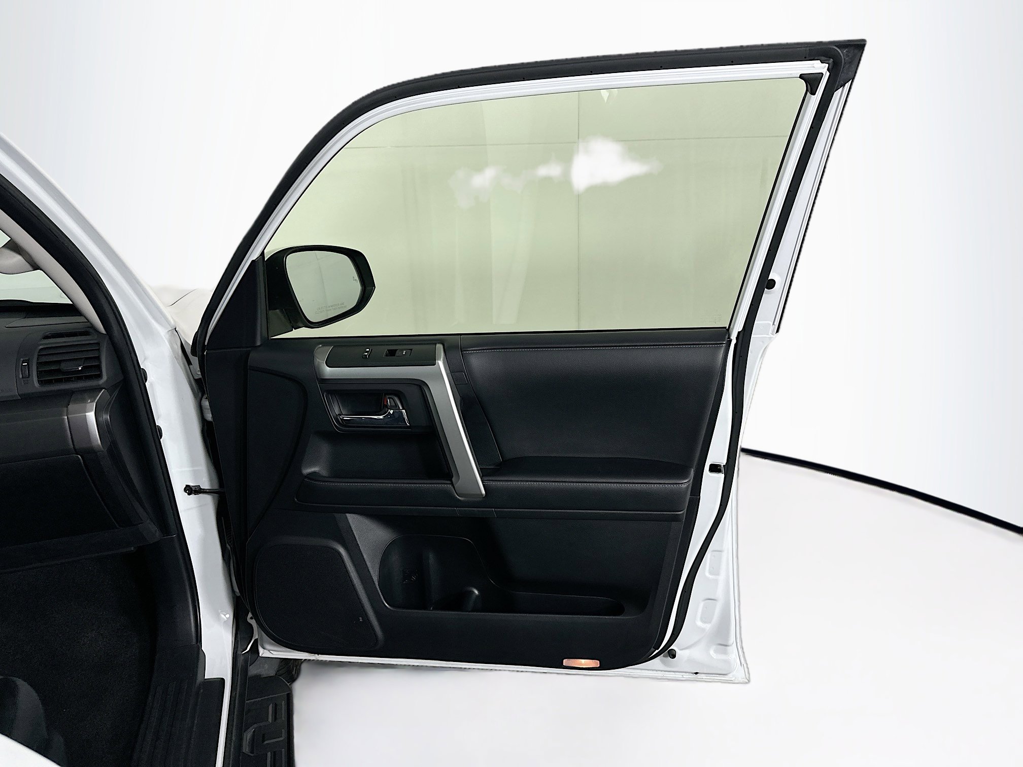 Used 2024 Toyota 4Runner SR5 image 30