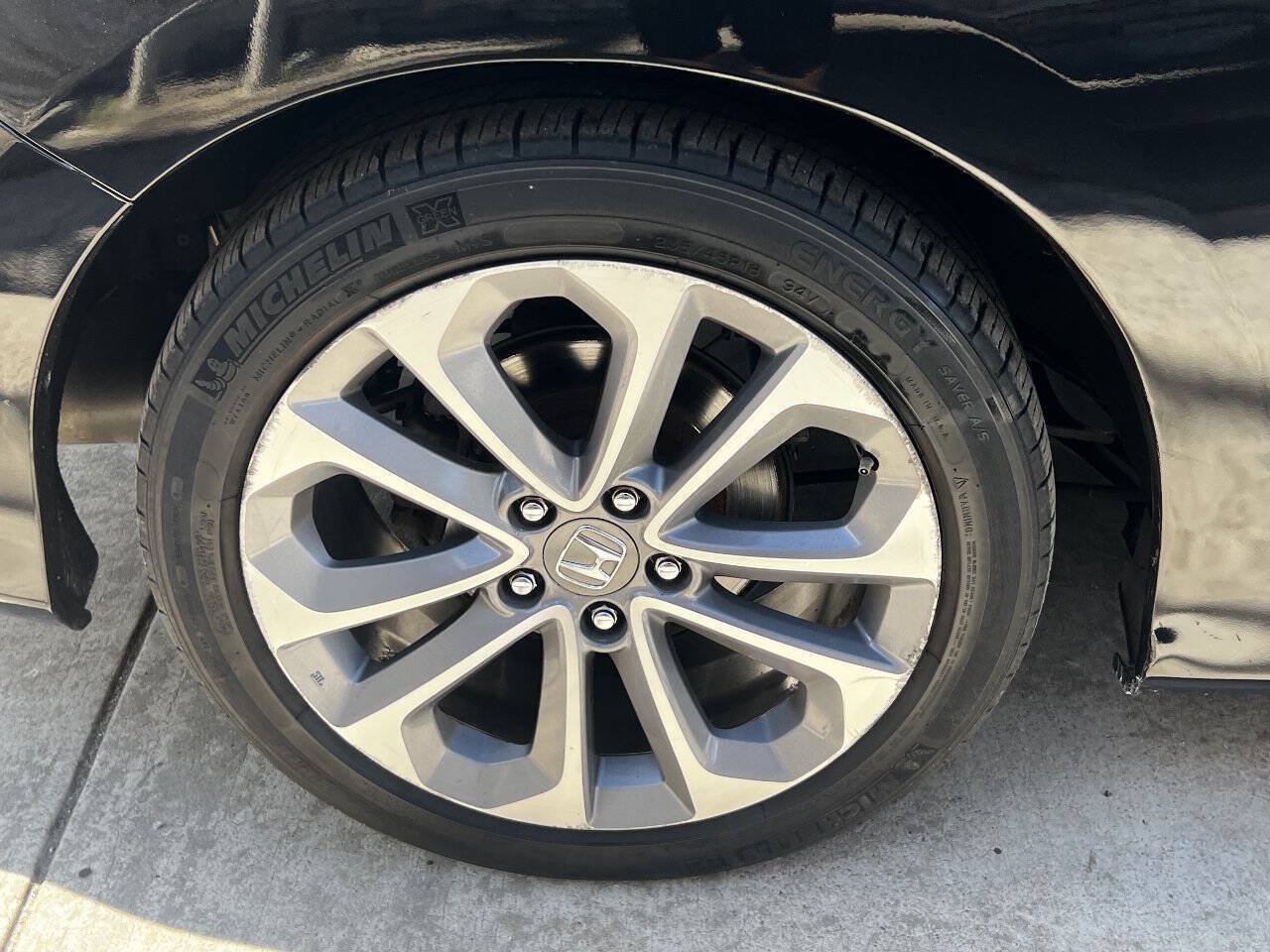 Used 2015 Honda Accord EX-L image 10