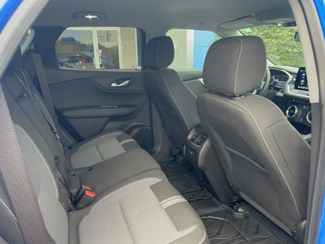 Used 2024 Chevrolet Blazer LT w/ Convenience Package FWD image 15