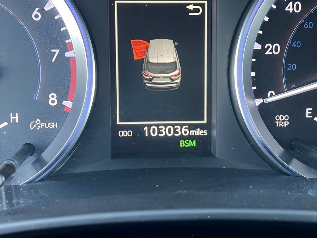 Certified 2017 Toyota Highlander XLE FWD image 22
