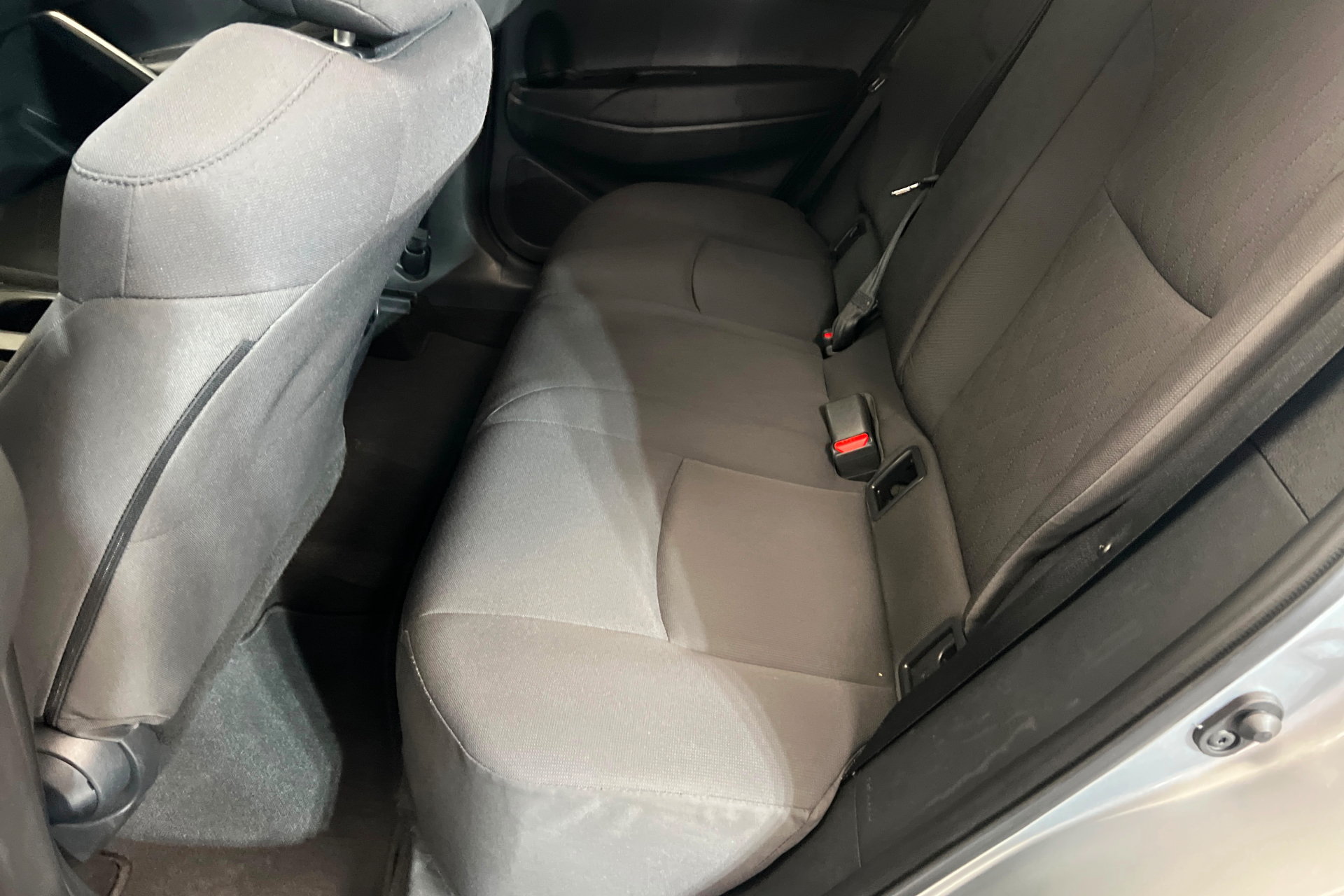 Used 2023 Toyota Corolla Cross LE w/ Moonroof Package FWD image 22