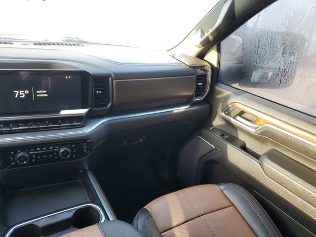 Used 2024 Chevrolet Silverado 2500 High Country w/ High Country Premium Package image 15