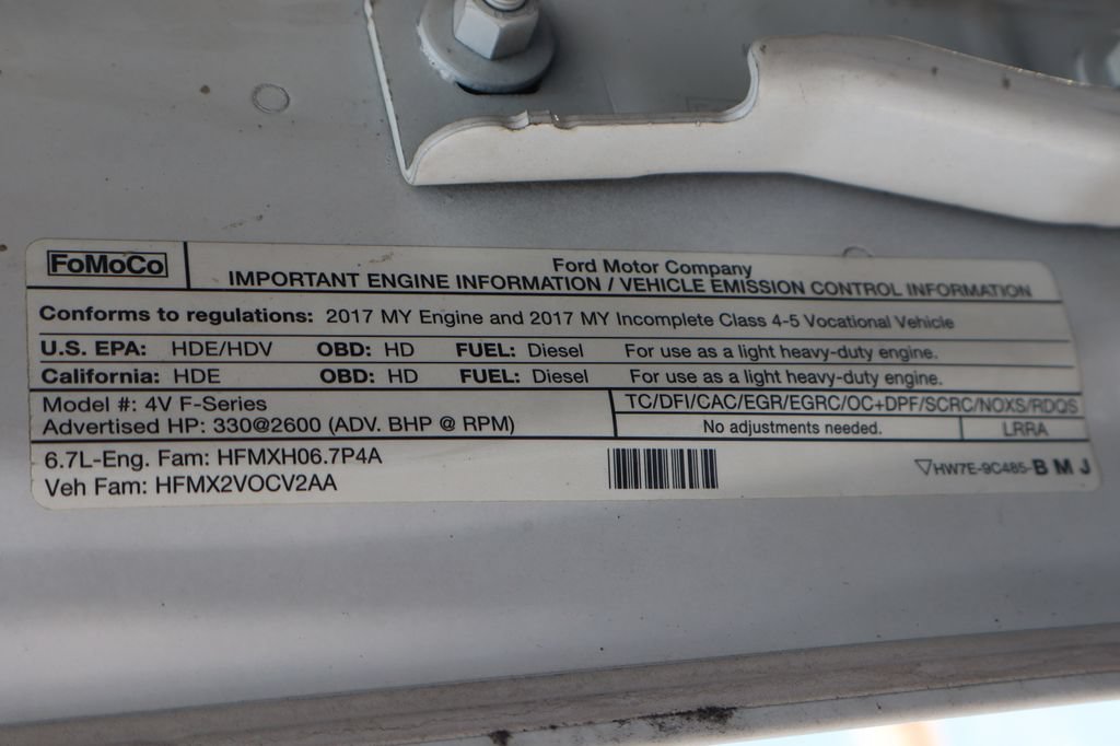 Used 2017 Ford F550 2WD Regular Cab Super Duty image 16