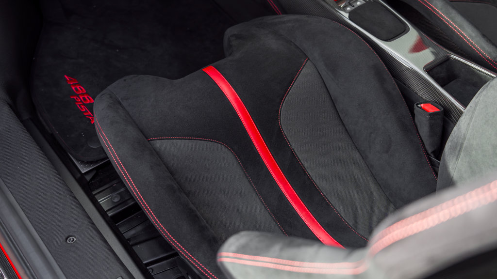 Used 2020 Ferrari 488 Pista Coupe RWD image 15