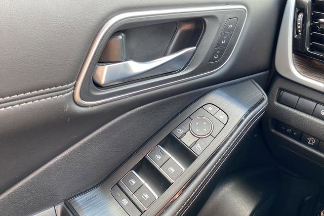 Used 2024 Nissan Rogue Platinum image 21