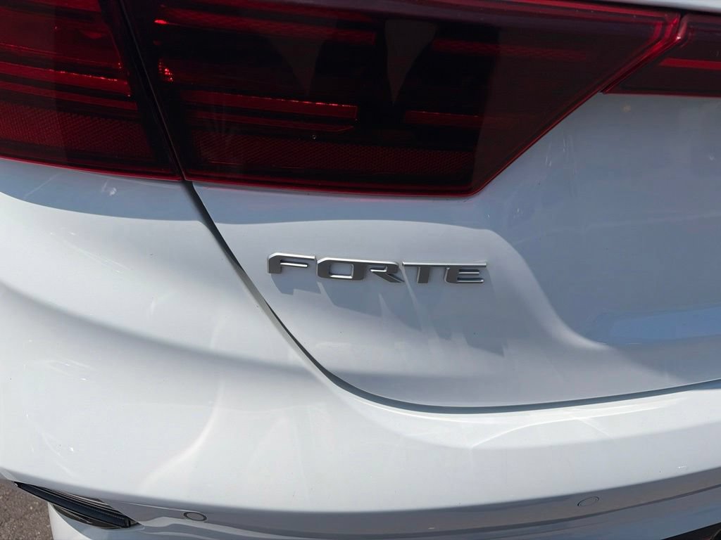 Used 2022 Kia Forte GT w/ GT2 Package FWD image 10