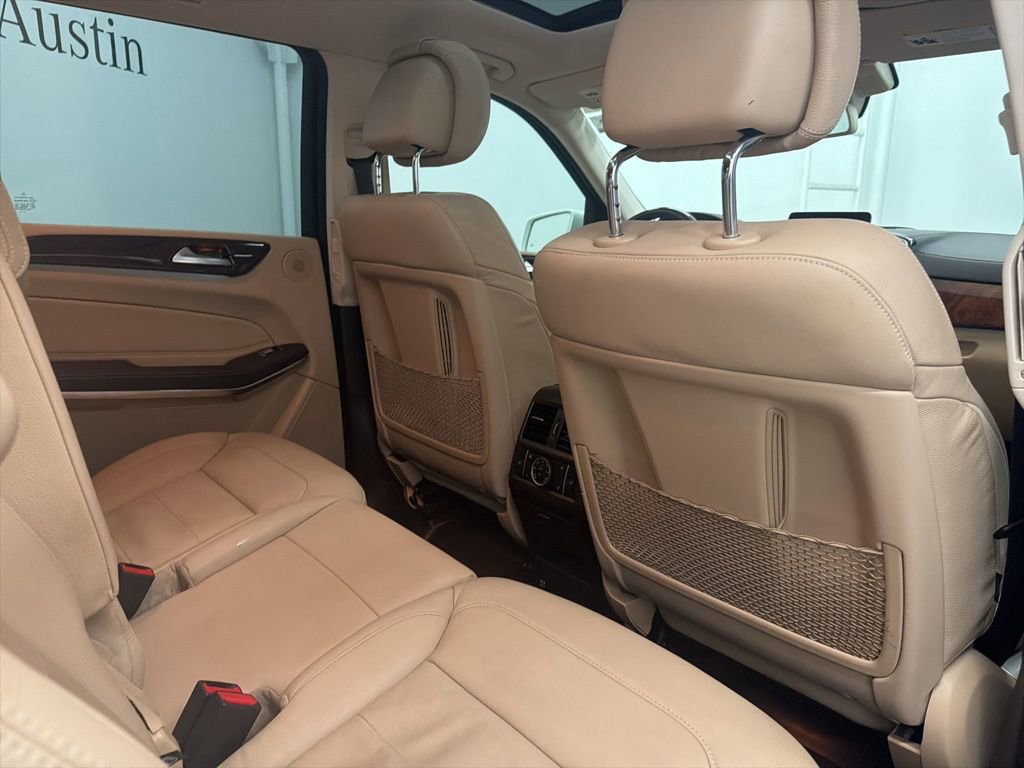 Used 2017 Mercedes-Benz GLS 550 4MATIC image 25