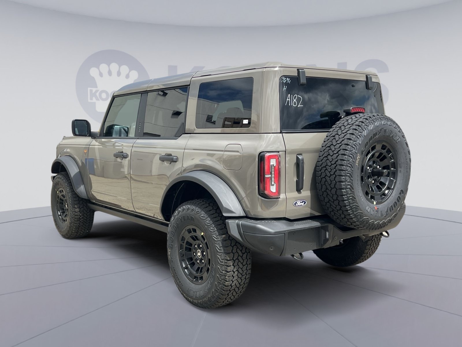 New 2026 Ford Bronco Badlands AWD/4WD image 14