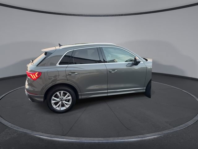 Used 2022 Audi Q3 2.0T Premium Plus w/ Premium Plus Package image 15