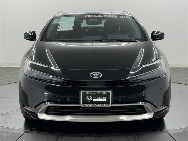 Certified 2025 Toyota Prius Plug-In Hybrid FWD image 6