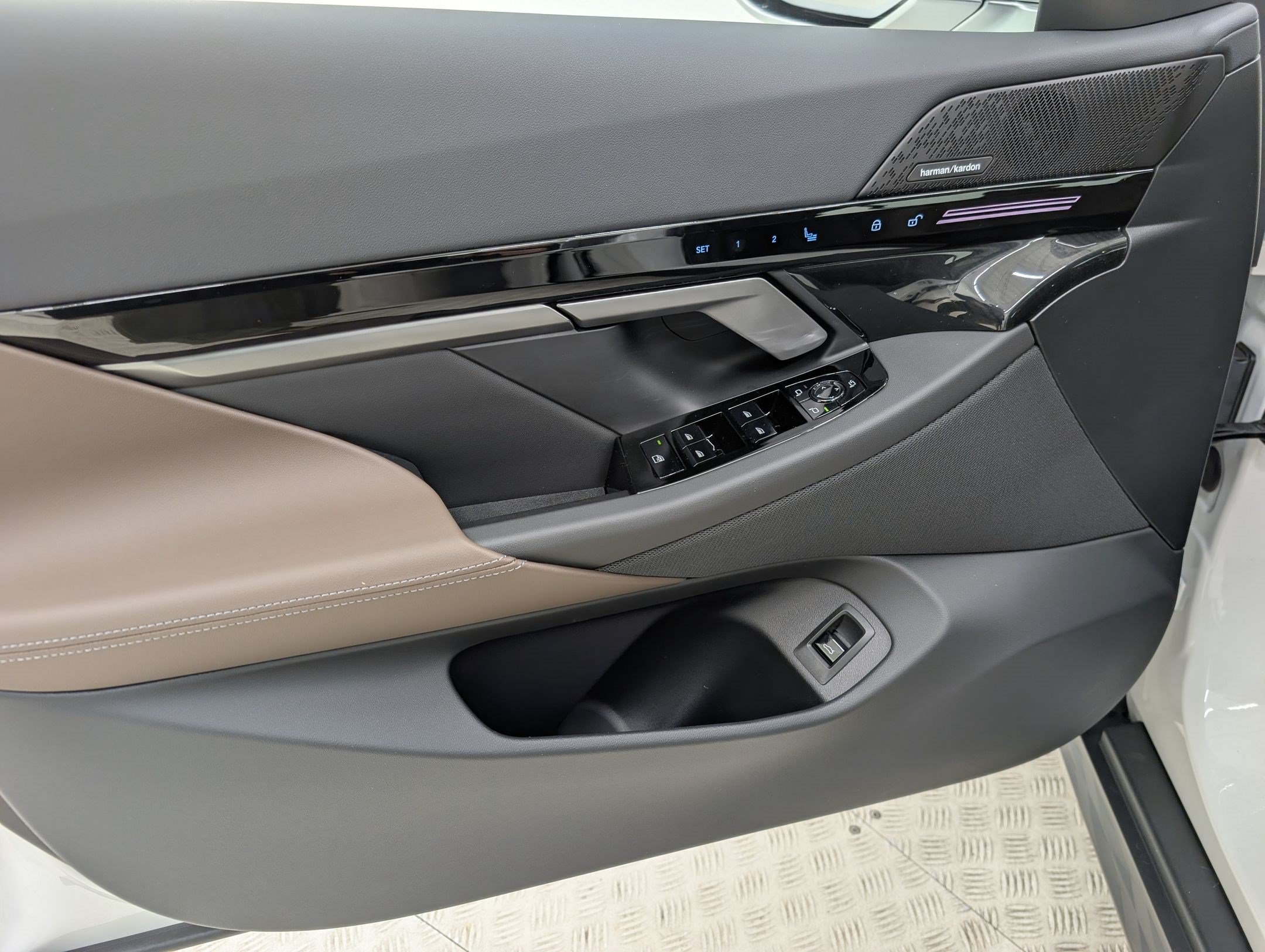 New 2026 BMW 530i w/ Premium Package RWD image 14