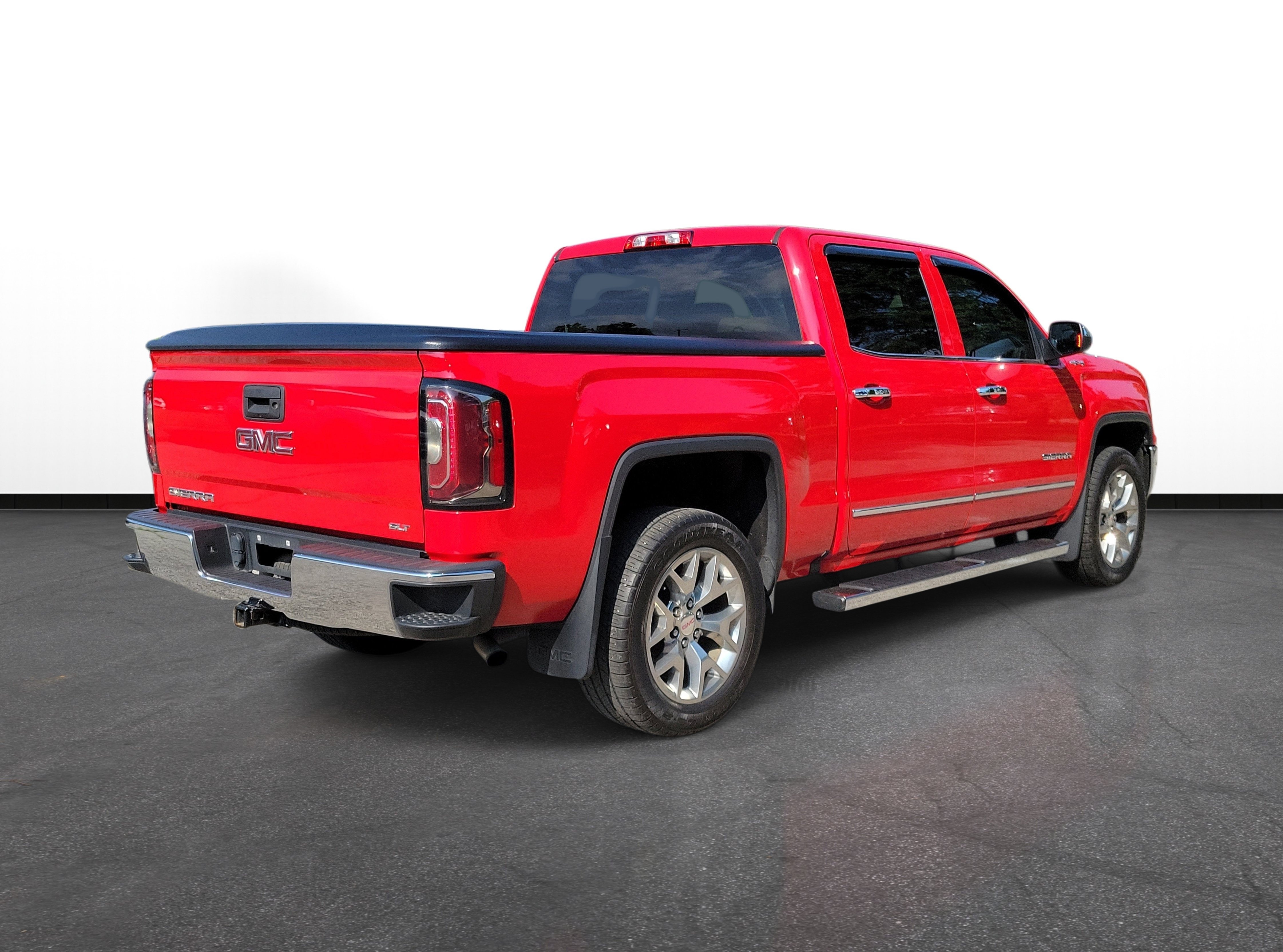 Used 2018 GMC Sierra 1500 SLT w/ SLT Premium Package AWD/4WD image 4