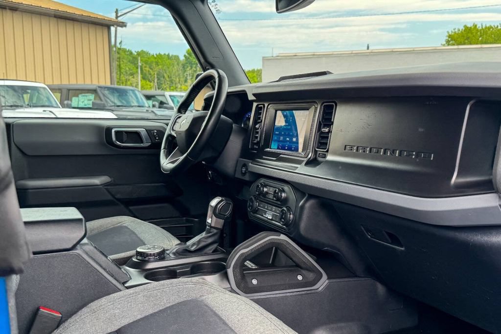 Used 2022 Ford Bronco Big Bend AWD/4WD image 14