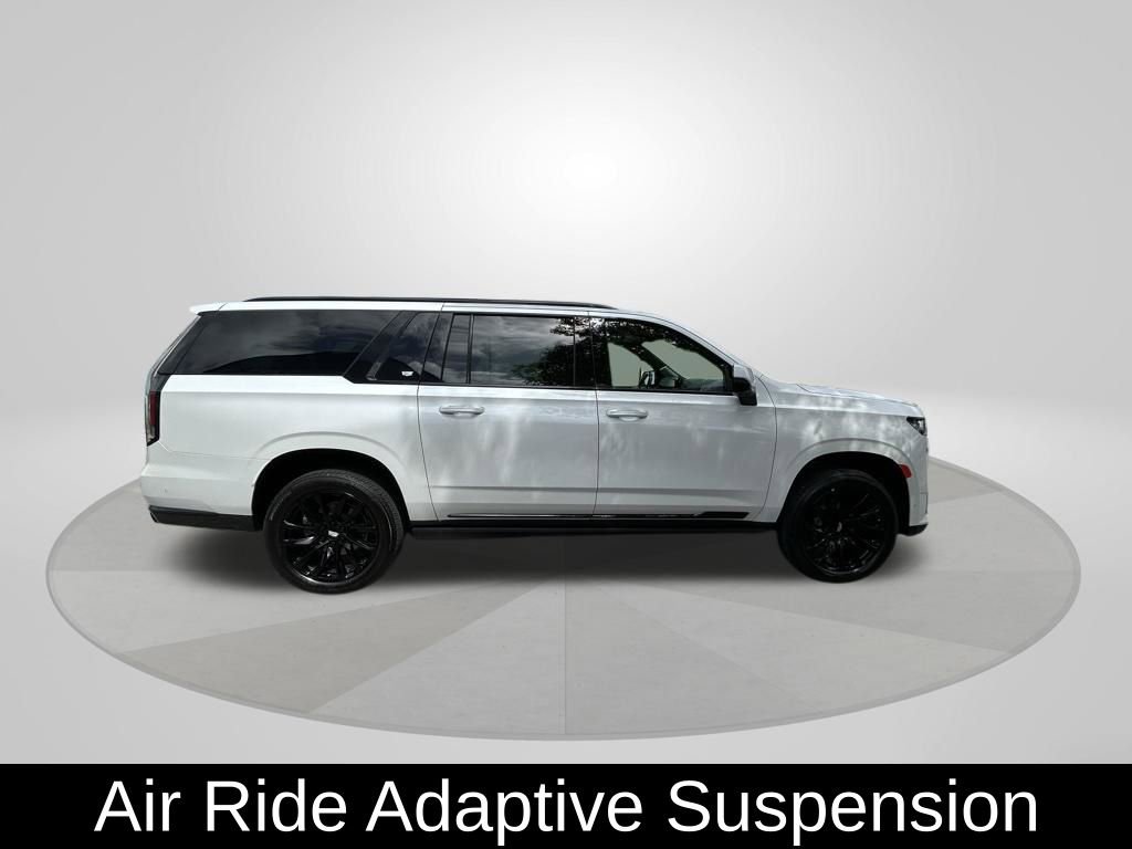 Used 2024 Cadillac Escalade ESV Sport Platinum w/ LPO, ONYX Package image 8