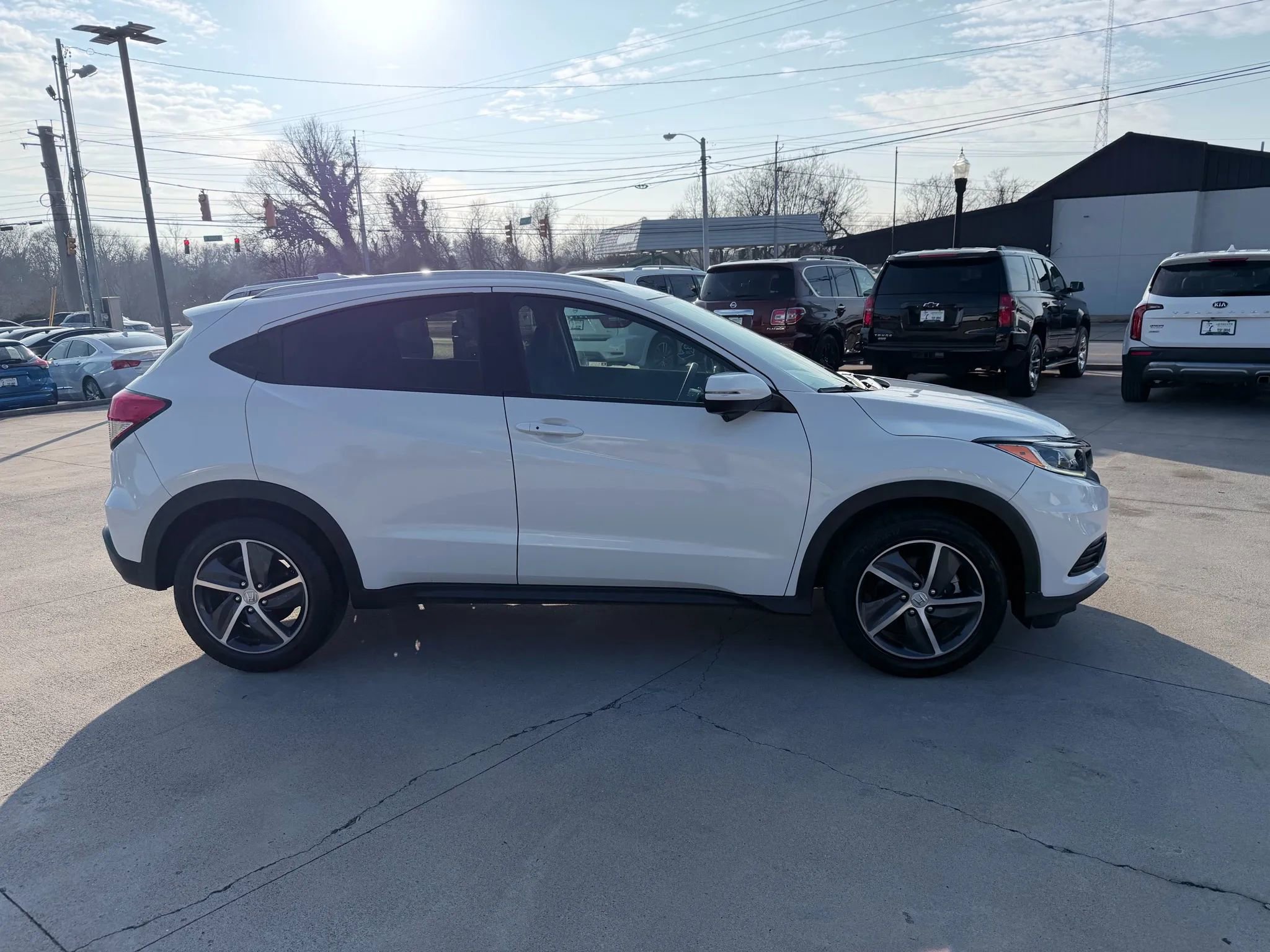 Used 2022 Honda HR-V EX image 4