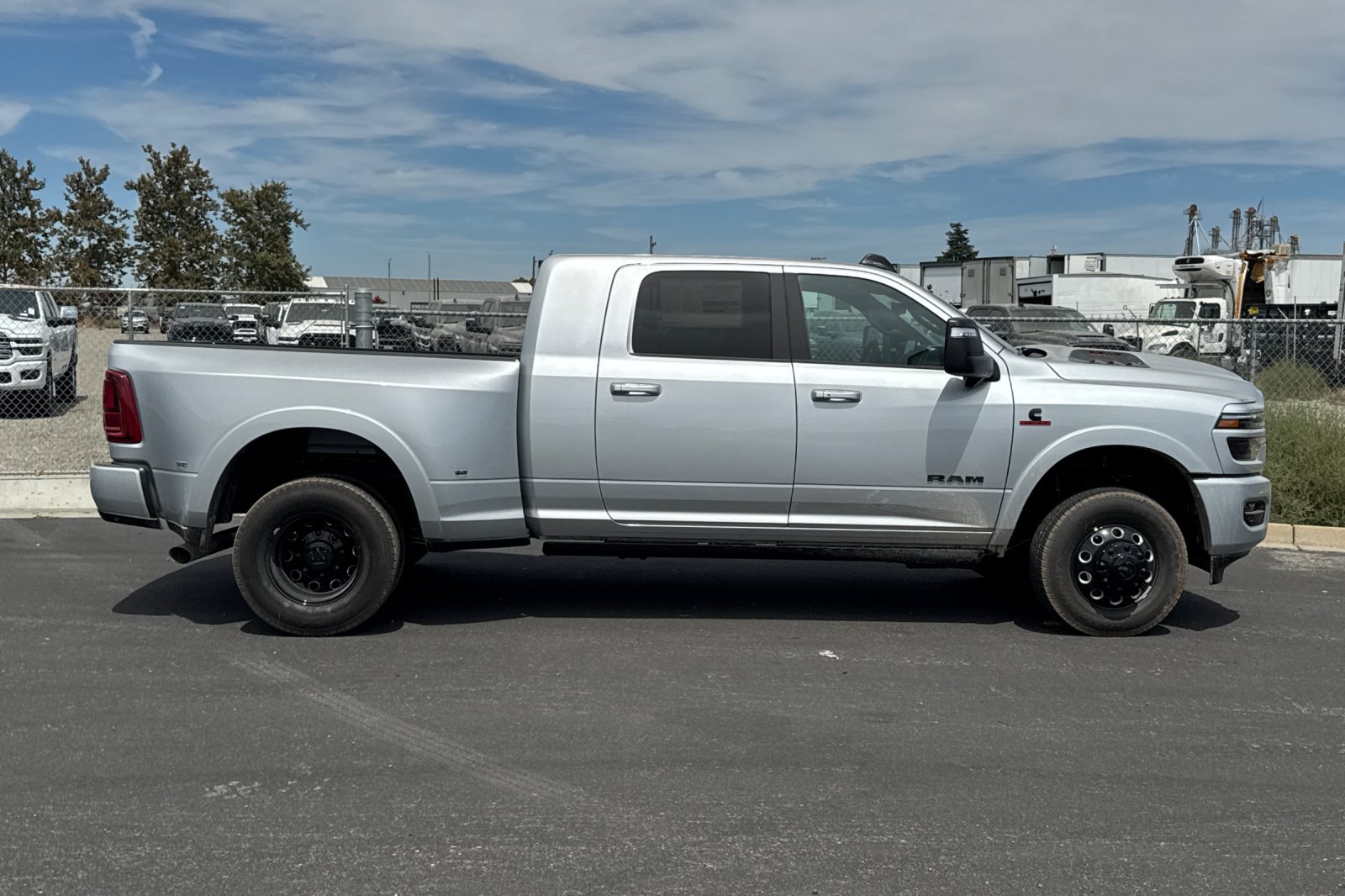 New 2026 RAM 3500 Limited AWD/4WD image 2