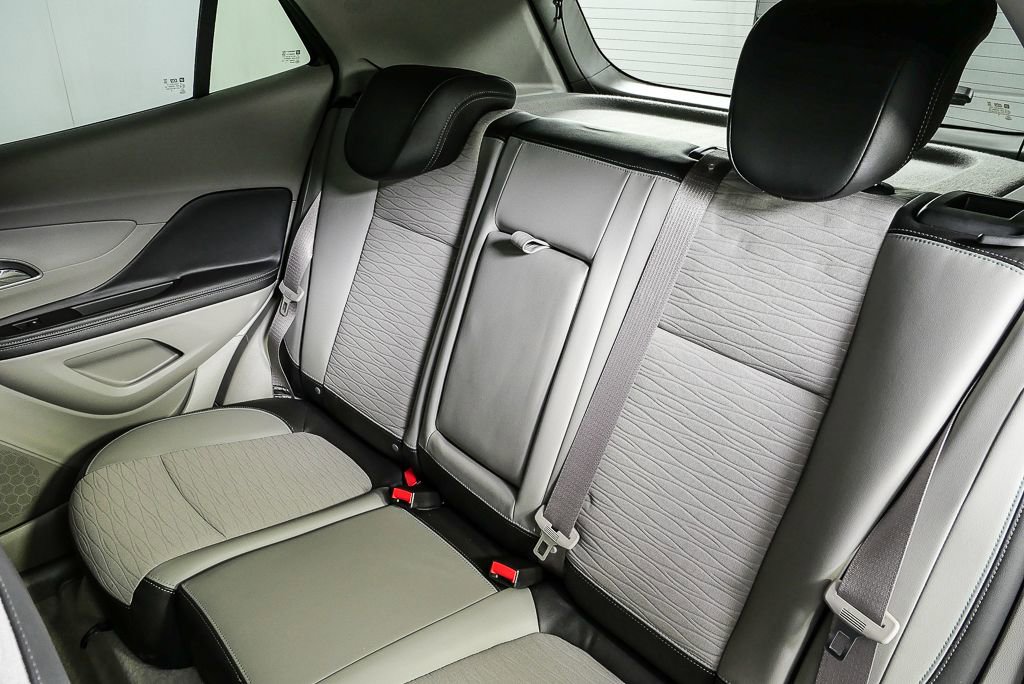 Used 2016 Buick Encore Sport Touring image 17