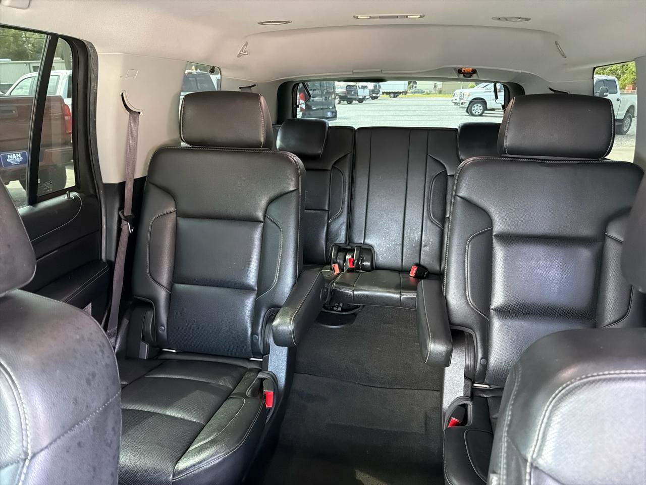 Used 2017 GMC Yukon SLT w/ Premium Edition RWD image 20