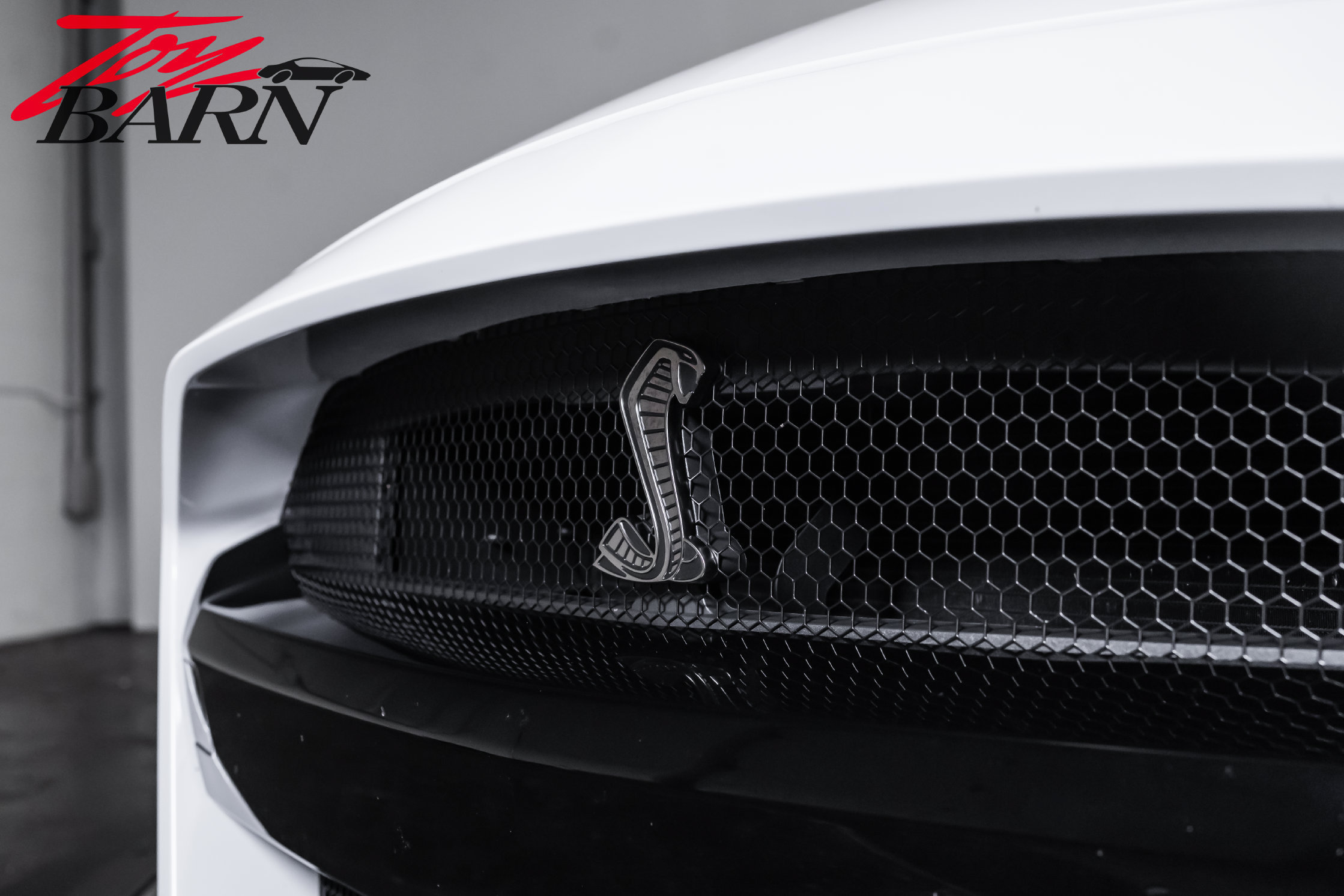 Used 2020 Ford Mustang Shelby GT500 w/ Technology Package RWD image 9