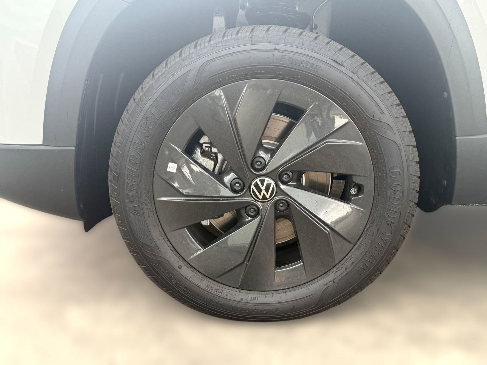 New 2026 Volkswagen Taos S image 11