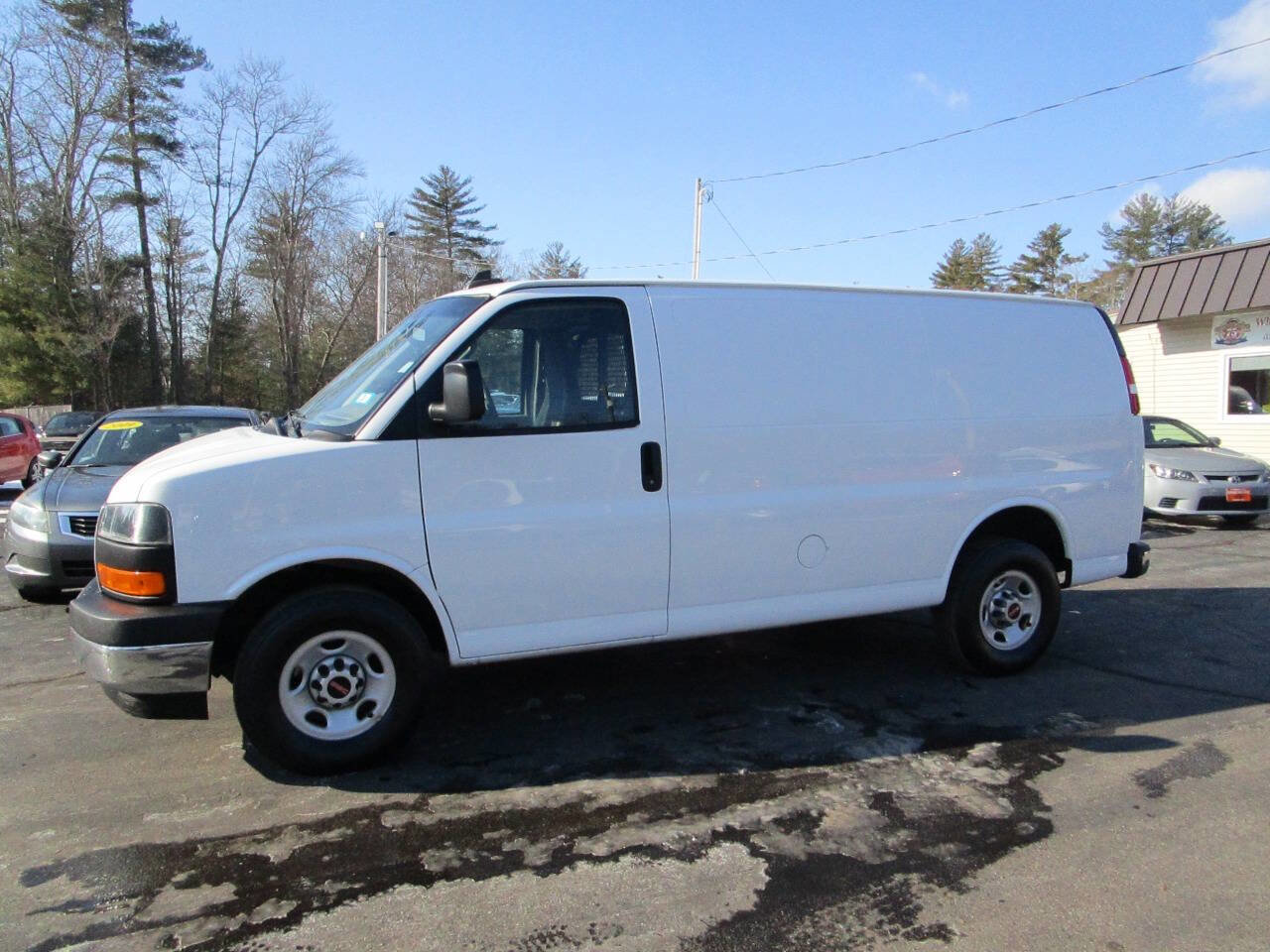 Used 2020 GMC Savana 2500 w/ Driver Convenience Package image 20