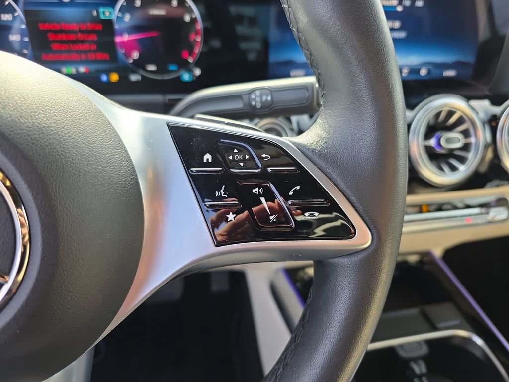 Certified 2025 Mercedes-Benz GLA 250 4MATIC image 27