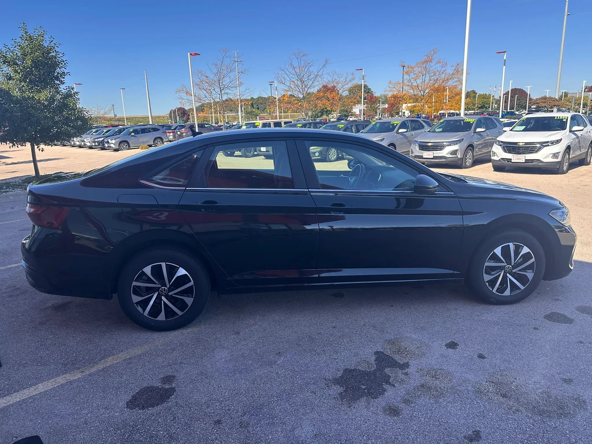 Used 2024 Volkswagen Jetta S FWD image 4