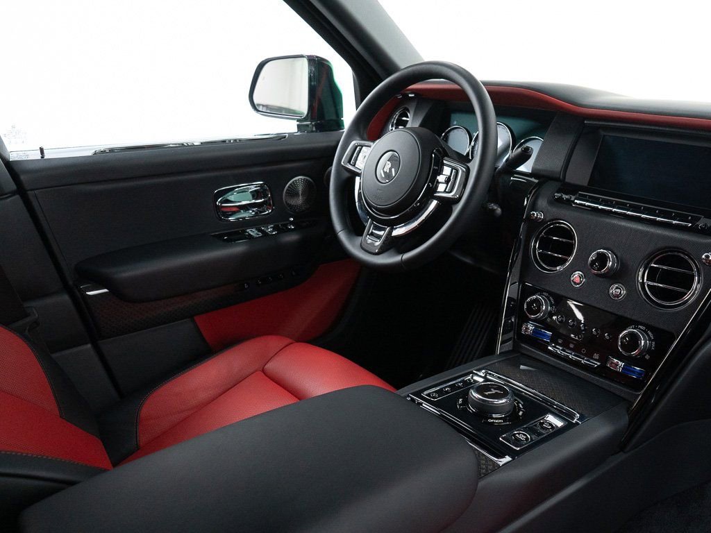 Certified 2024 Rolls-Royce Cullinan Black Badge w/ Driver's Package image 35