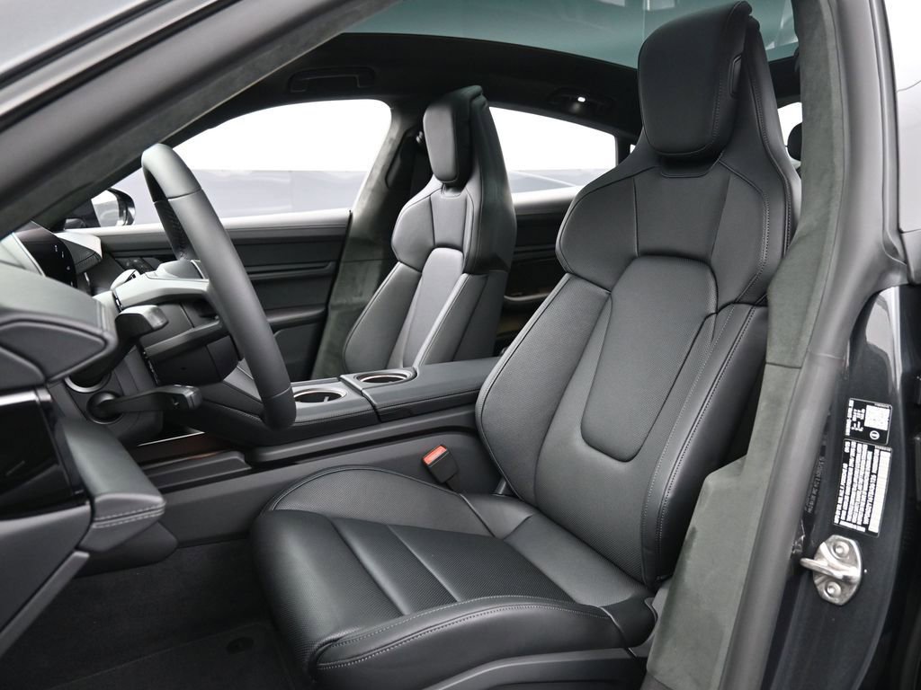 New 2026 Porsche Taycan GTS image 5