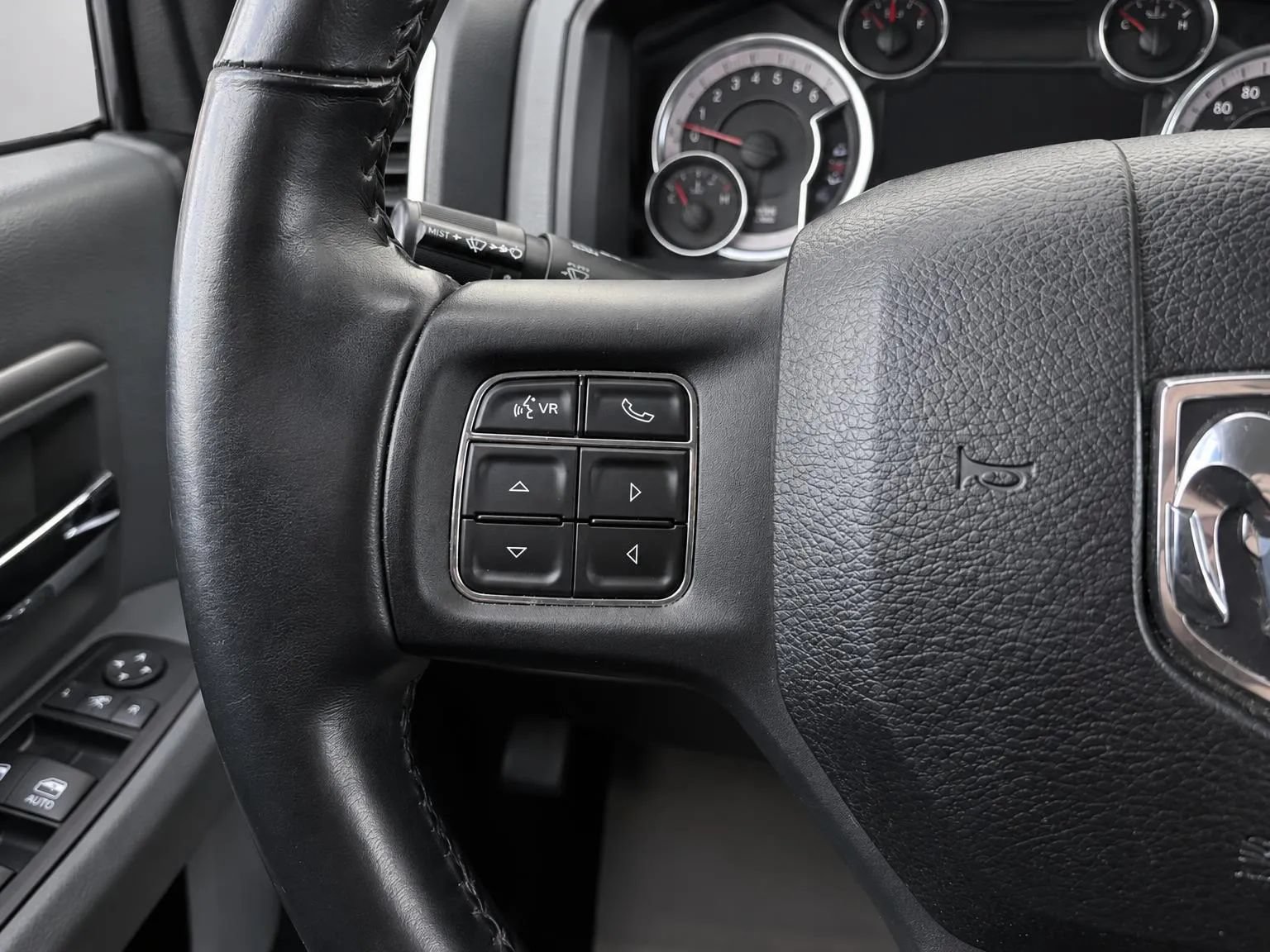 Used 2014 RAM 1500 Big Horn AWD/4WD image 33
