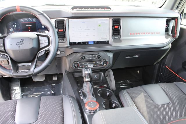 Used 2025 Ford Bronco Raptor AWD/4WD image 18
