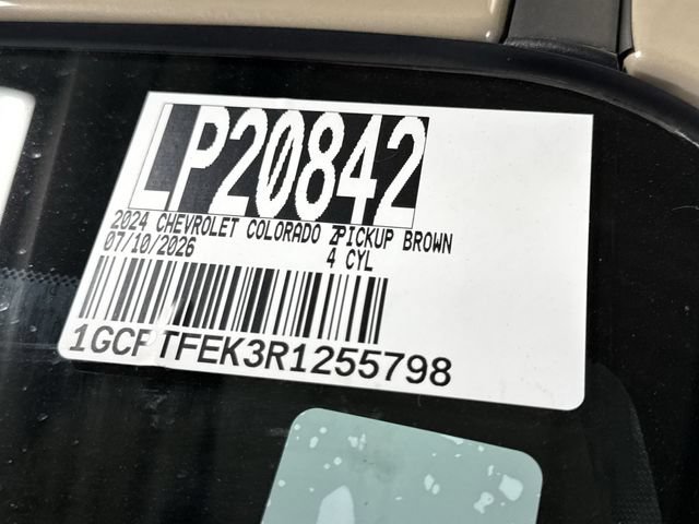 Certified 2024 Chevrolet Colorado ZR2 w/ ZR2 Convenience Package III AWD/4WD image 32
