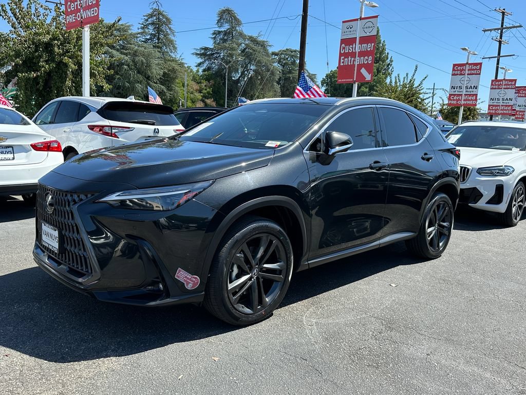 Used 2024 Lexus NX 450h+ AWD w/ Vision Package image 2