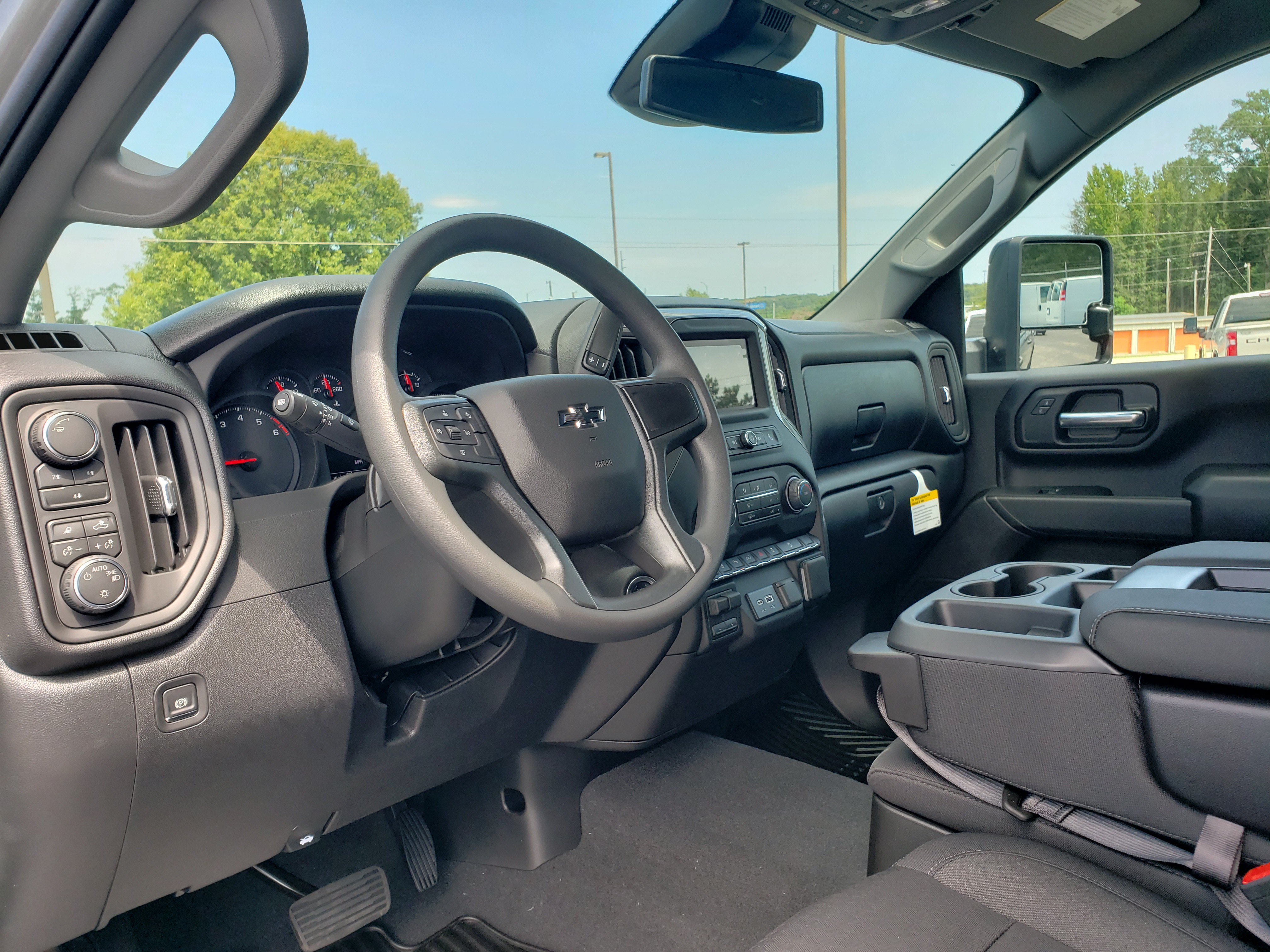New 2026 Chevrolet Silverado 2500 Custom w/ Custom Value Package AWD/4WD image 29