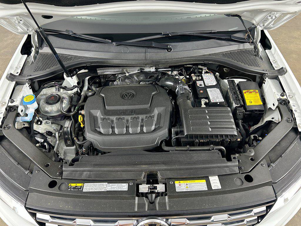 Used 2021 Volkswagen Tiguan SE AWD/4WD image 29