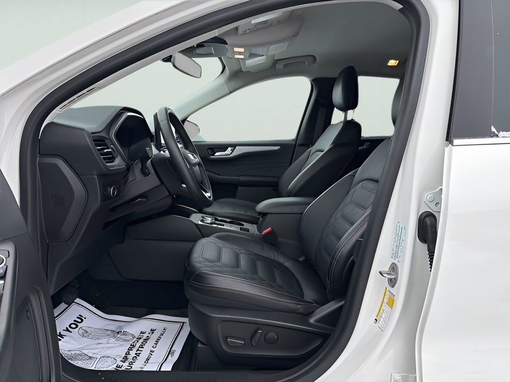 Used 2023 Ford Escape Platinum w/ Premium Technology Package image 20