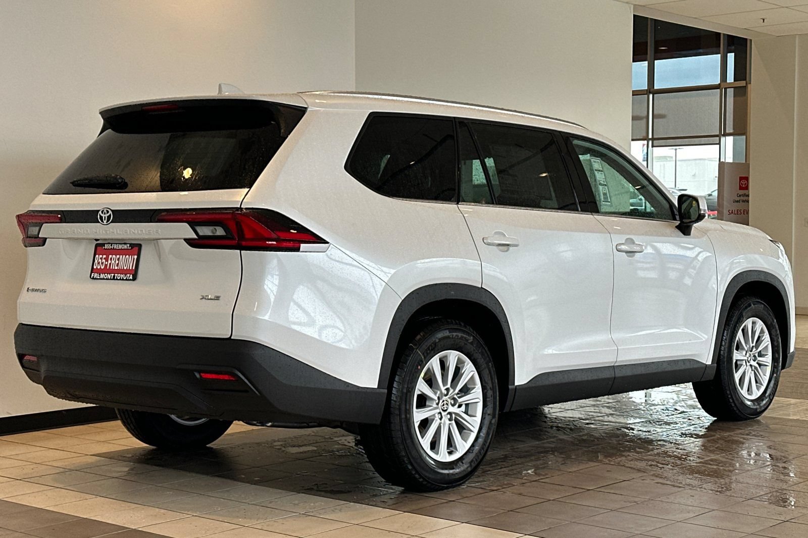 New 2026 Toyota Grand Highlander AWD Hybrid image 4
