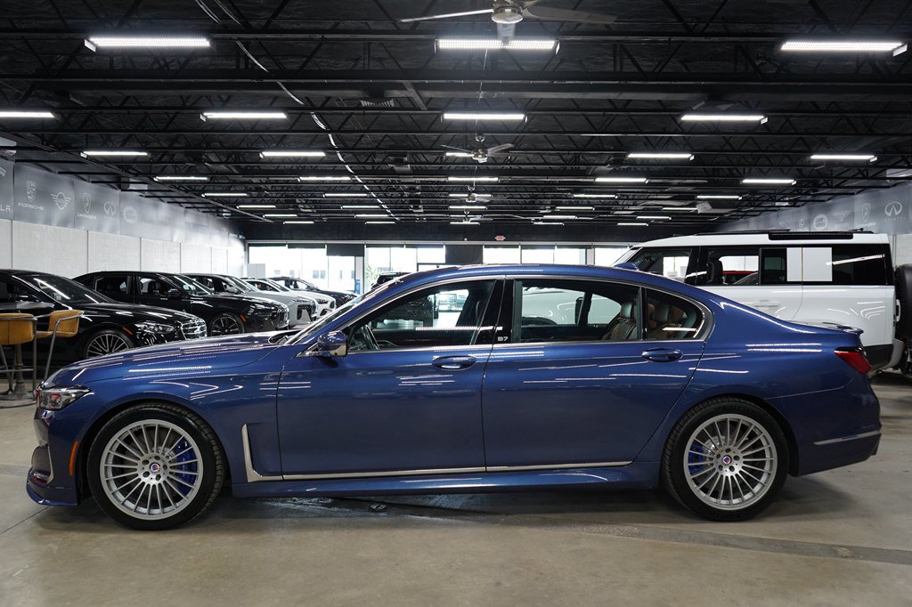 Used 2022 BMW ALPINA B7 xDrive w/ Luxury Rear Seating Package AWD/4WD image 2