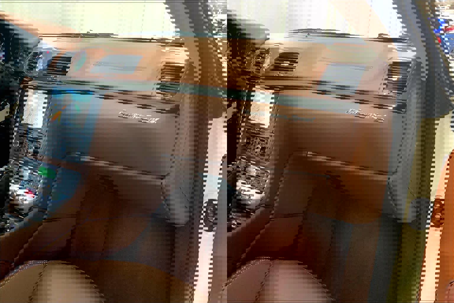 Used 2013 Maserati GranTurismo Sport image 19