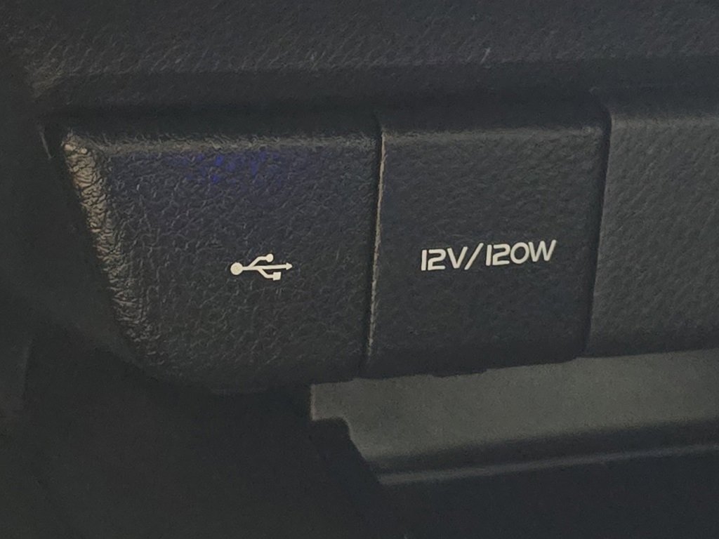 Used 2024 Toyota Camry SE image 27