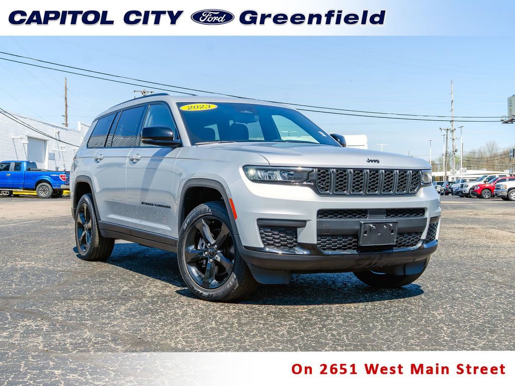 Used 2023 Jeep Grand Cherokee L Laredo image 1