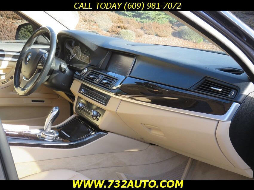 Used 2015 BMW 528i xDrive Sedan AWD/4WD image 6