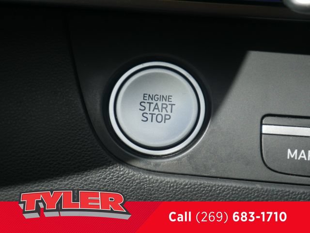 Used 2022 Hyundai Elantra Limited FWD image 27