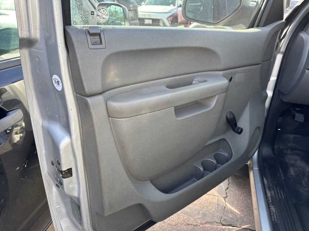 Used 2010 Chevrolet Silverado 1500 W/T image 23